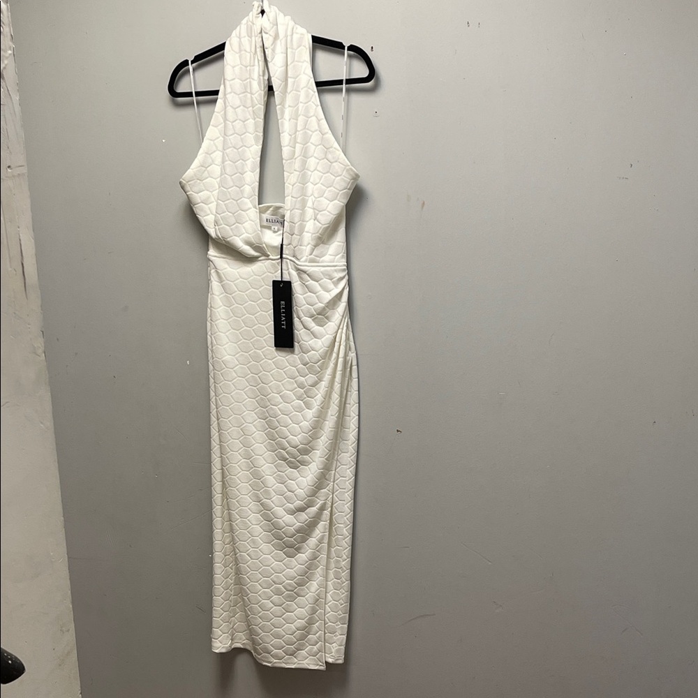 Elliatt White Textured Backless Dress